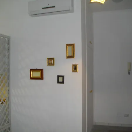Casa Vacanza Cinecitta Apartment Rom